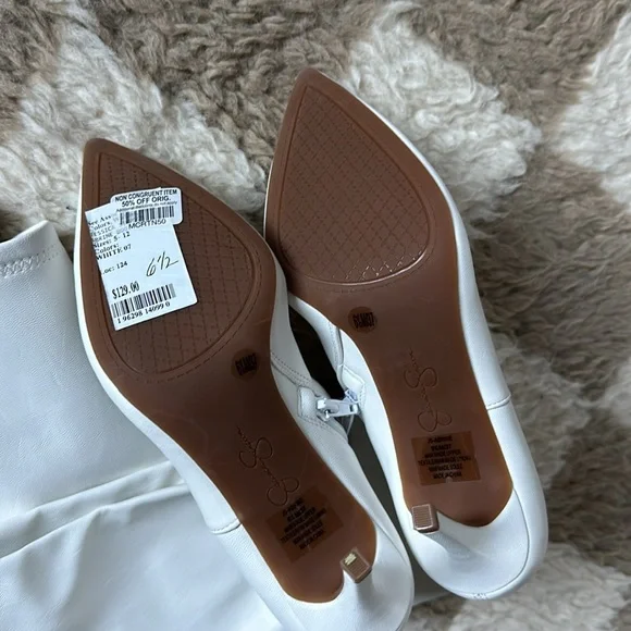 Jessica Simpson white high boots - Picture 6 of 10
